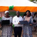 grand-bassam-celebration-de-la-journee-des-droits-de-la-femme-le-maire-jean-louis-moulot-fait-des-promesses-aux-femmes-de-la-commune