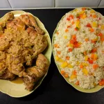 yassa-de-poulet-au-four-accompagne-de-riz-aux-legumes