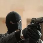 marcory-le-bandit-a-l-arsenal-militaire-qui-attaque-les-hotels-frappe-encore