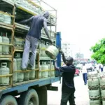dabou-banditisme-un-minicar-saisi-avec-112-bouteilles-de-gaz-butane-volees-le-chauffeur-arrete