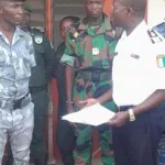 cote-d-ivoire-des-policiers-menaces-desormais-quiconque-se-fait-desarmer-sera-arrete-et-ecroue-a-la-mama-previent-le-procureur-militaire-ange-kessi