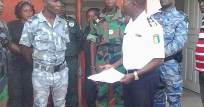 cote-d-ivoire-des-policiers-menaces-desormais-quiconque-se-fait-desarmer-sera-arrete-et-ecroue-a-la-mama-previent-le-procureur-militaire-ange-kessi