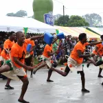 popo-carnaval-de-bonoua-une-brasserie-marque-fortement-sa-presence-a-la-39eme-edition