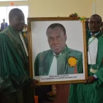 hommage-au-professeur-jean-noel-loucou-ahoussou-jeannot-parle-le-destin-de-l-homme-est-d-avoir-l-intelligence-de-promouvoir-les-idees-fecondes