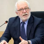 mario-pezzini-directeur-du-centre-de-developpement-de-l-ocde-suggere-comment-chasser-la-pauvrete