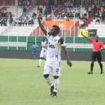 football-ligue-1-cote-d-ivoire-l-asec-mimosas-se-vide