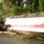 autoroute-du-nord-un-car-se-renverse-une-femme-enceinte-tuee-plusieurs-blesses