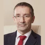 m-francis-batista-directeur-general-de-solibra-le-prix-pierre-castel-fait-la-promotion-de-l-esprit-entrepreneurial