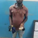 abobo-arnaque-il-ecrase-des-robinets-d-eau-et-revend-la-poudre-en-faisant-croire-a-de-l-or