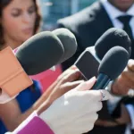 daloa-apres-avoir-evite-un-panneau-stop-un-officier-des-eaux-et-forets-manque-de-tuer-des-journalistes