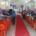 abobo-une-eglise-cambriolee-argent-table-de-mixage-et-amplificateurs-emportes