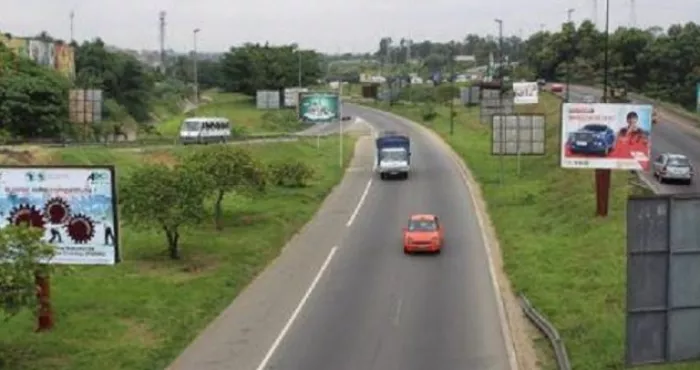 affichage-publicitaire-en-cote-d-ivoire-la-cafci-denonce-la-mesure-du-csp-de-demanteler-ses-panneaux