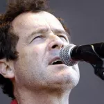 johnny-clegg-le-zoulou-blanc-qui-combattait-l-apartheid-est-mort