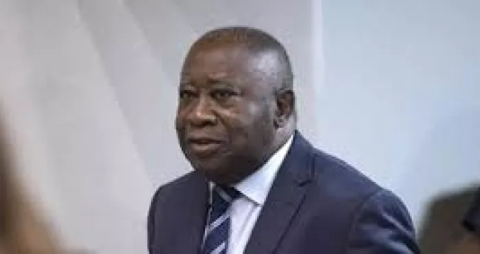revelations-sur-le-sejour-de-la-ministre-de-l-education-nationale-a-blouzon-ce-qui-n-a-jamais-ete-dit-sur-la-visite-de-kandia-sur-la-tombe-de-la-maman-de-gbagbo