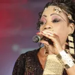 affou-keita-fait-des-confidences-mon-papa-etait-un-grand-marabout-voici-mon-fetiche