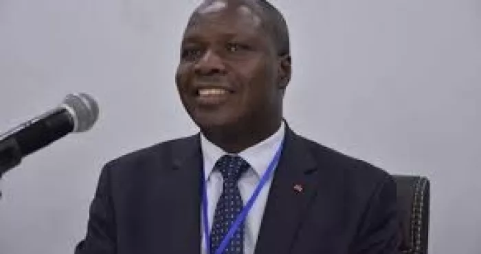 epreuves-ecrites-du-bts-le-ministre-mabri-brandit-les-sanctions-prises-contre-la-fraude-la-police-scientifique-a-la-rescousse