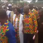 dabou-simone-gbagbo-accueillie-en-fanfare-le-leboutou-demontre-son-attachement-a-laurent-gbagbo