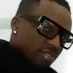 des-bandits-font-une-descente-musclee-chez-le-petit-frere-de-dj-arafat-a-la-recherche-d-une-forte-somme-d-argent-laissee-par-daishikan-avant-sa-mort-la-mere-de-tv3-blessee