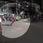 obseques-de-dj-arafat-parade-a-moto-sans-casque-au-plateau