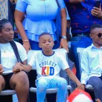 papa-tu-es-parti-trop-tot-trop-vite-et-trop-brusquement-mais-tu-resteras-a-tout-jamais-dans-nos-coeurs-l-emouvant-message-des-enfants-de-dj-arafat-lu-par-mael