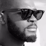 arrivee-de-la-depouille-mortelle-de-dj-arafat-devant-plus-de-35-000-fans