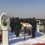 zimbabwe-la-depouille-de-robert-mugabe-est-arrivee-a-harare
