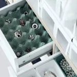 voici-une-astuce-pour-ranger-vos-bijoux