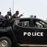 abobo-des-individus-attaquent-un-supermarche-et-sont-surpris-par-la-police