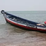 attecoube-une-pirogue-chavire-dans-la-lagune-avec-ses-passagers-un-couturier-perit