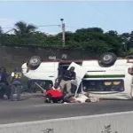 voie-express-adjame-yopougon-violente-collision-entre-des-gbakas-25-blesses-dont-des-cas-grave