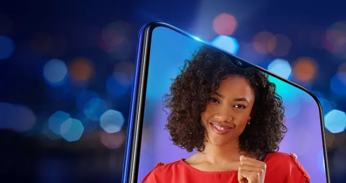 plus-grand-ecran-avec-une-triple-camera-arriere-ia-faible-luminosite-les-smartphones-spark-4-et-spark-4-air-de-tecno-sont-sur-le-marche