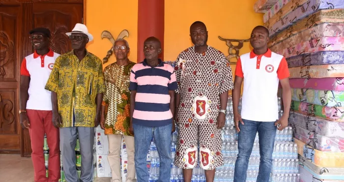 inondation-au-quartier-france-de-grand-bassam-solibra-aux-cotes-de-la-population