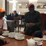 en-mission-a-paris-diaby-lancine-rencontre-alpha-blondy