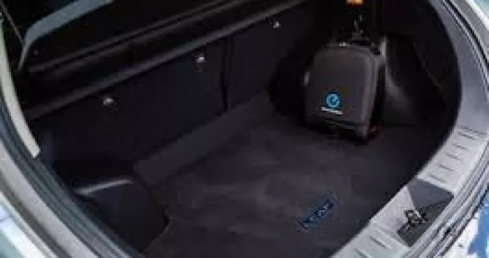 astuce-pour-nettoyer-et-desodoriser-le-coffre-de-sa-voiture