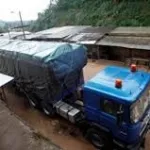 issia-visite-du-premier-ministre-dans-l-ouest-un-camion-de-la-logistique-attaque-par-des-coupeurs-de-route