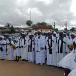 pelerinage-de-l-eglise-harriste-les-fideles-instruit-a-vivre-en-paix-et-en-harmonie