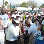 grand-bassam-apres-les-inondations-anne-ouloto-rend-la-ville-propre