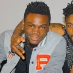 ariel-sheney-aurait-il-un-pere-dans-le-gouvernement-comme-dj-arafat