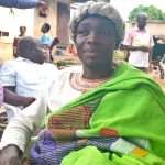 yamoussoukro-gestion-du-terroir-villageois-de-morofe-les-manifestants-defient-la-police-et-les-gaz-lacrymogenes