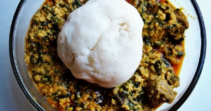 egusi-stew-egusi-soup-ragout-de-pistaches