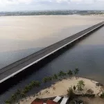 4e-pont-mis-en-demeure-de-quitter-les-proprietaires-d-immeubles-et-de-maisons-basses-a-adjame-en-colere-ce-qui-ne-va-pas