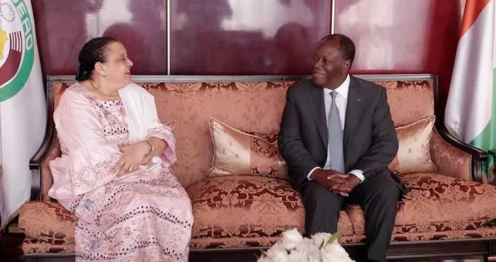 le-chef-de-l-etat-a-echange-avec-l-ambassadeur-de-guinee-en-cote-d-ivoire