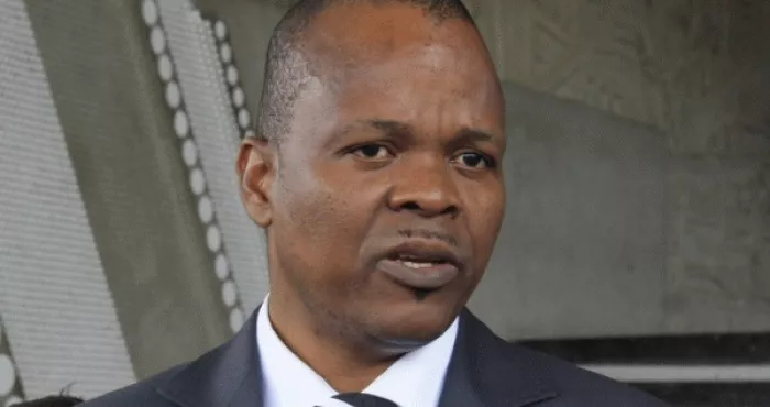 cote-d-ivoire-alain-lobognon-sort-des-dossiers-chauds-sur-la-republique-les-canadiens-portent-plainte-contre-le-gouvernement-des-jeunes-de-l-ex-rdr-grognent