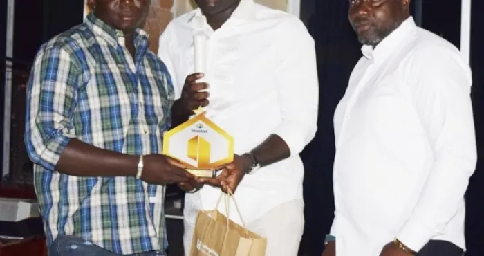 lafargeholcim-ci-recompense-ses-meilleurs-franchises-binastore