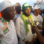 presidentielle-2020-les-populations-de-n-douci-font-bloc-autour-du-president-ouattara-une-ceremonie-organisee-en-son-honneur