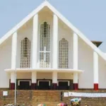 cameroun-la-cathedrale-de-yaounde-braquee