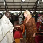 reveillon-de-noel-2019-mme-dominique-ouattara-invite-les-populations-de-cote-d-ivoire-a-l-amour-et-au-partage