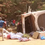 axe-dimbokro-bocanda-un-car-se-renverse-avec-des-familles-une-trentaine-de-blesses-dont-des-cas-graves