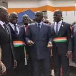 agneby-tiassa-vagondo-diomande-receptionne-3-vehicules-offerts-par-le-depute-bictogo-adama