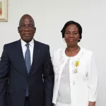 distinction-mme-noel-nee-koffi-akissi-anthonie-directrice-de-la-banque-des-depots-faite-officier-dans-l-ordre-du-merite-ivoirien
